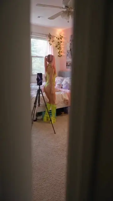 My Stepsister Thinks I’m Pathetic episode 1